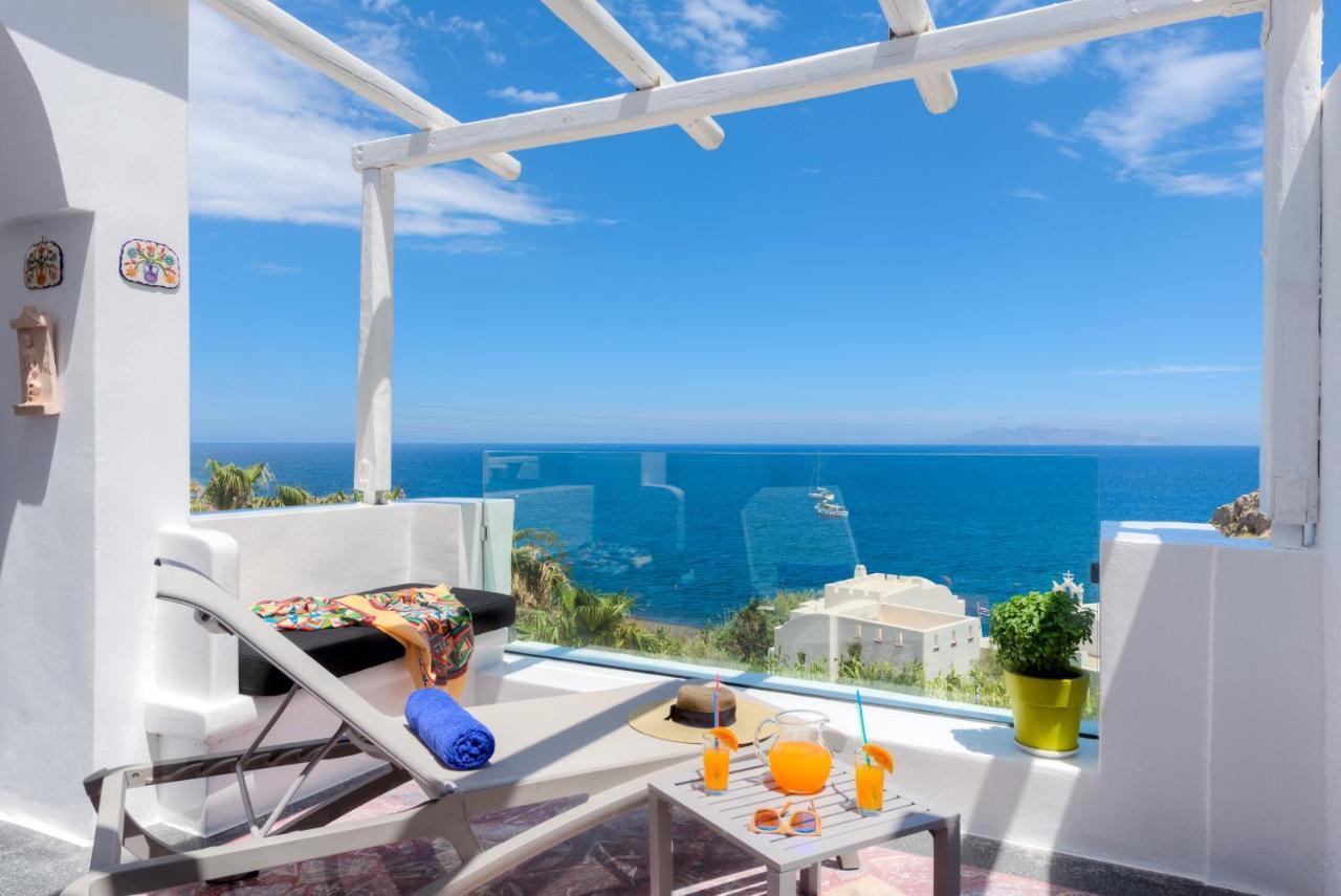 Moschatos Beach House คามารี ภายนอก รูปภาพ