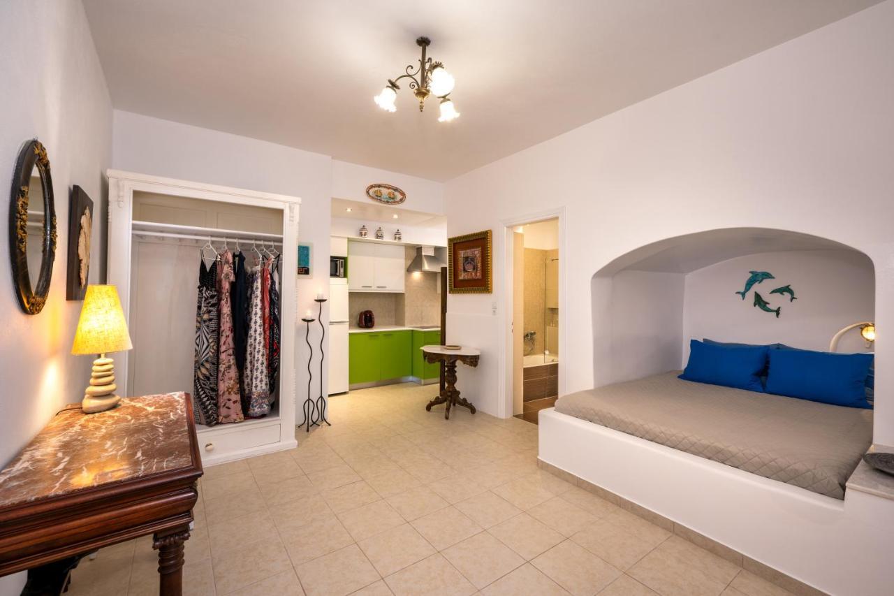 Moschatos Beach House คามารี ภายนอก รูปภาพ