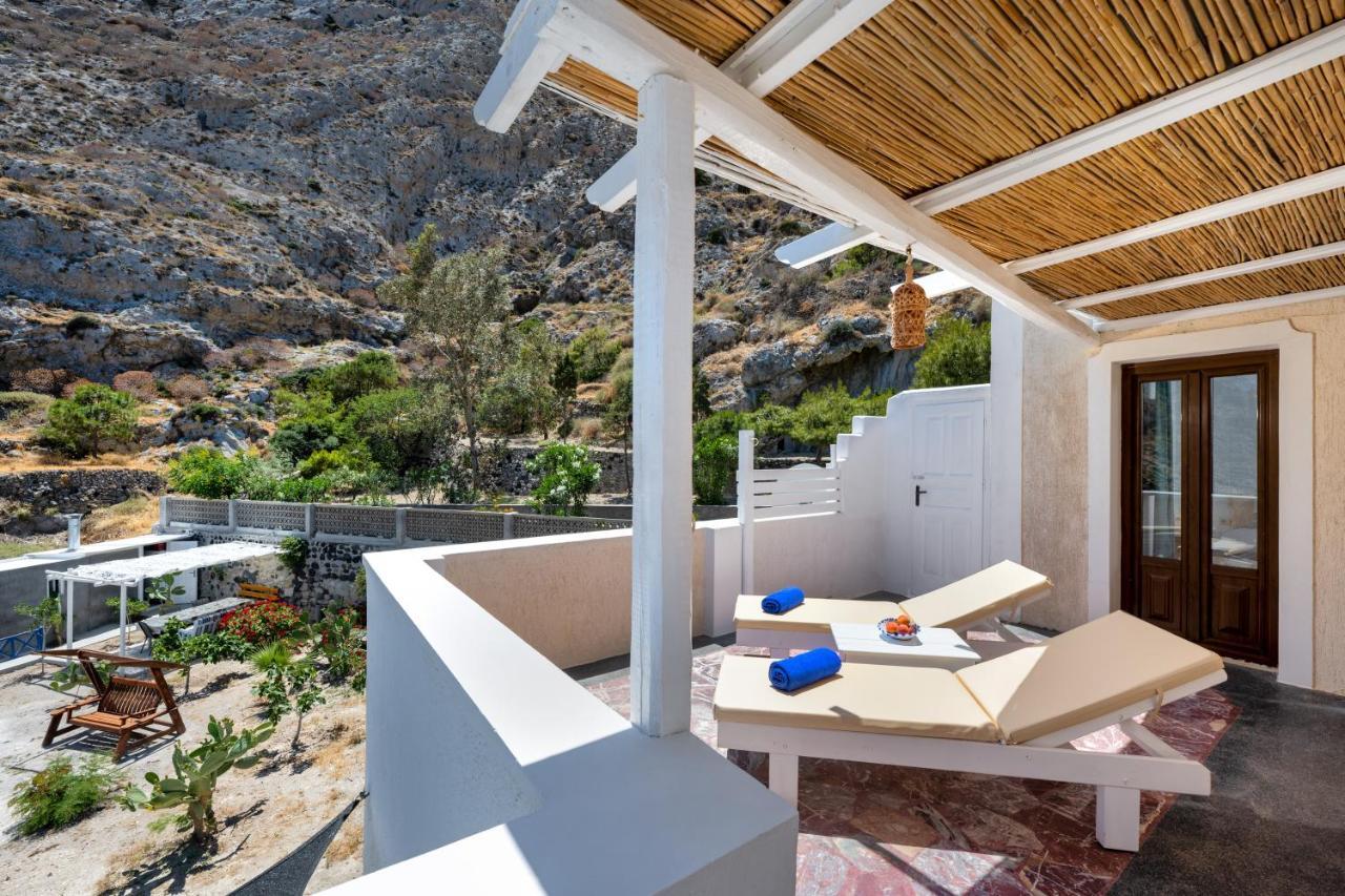 Moschatos Beach House คามารี ภายนอก รูปภาพ