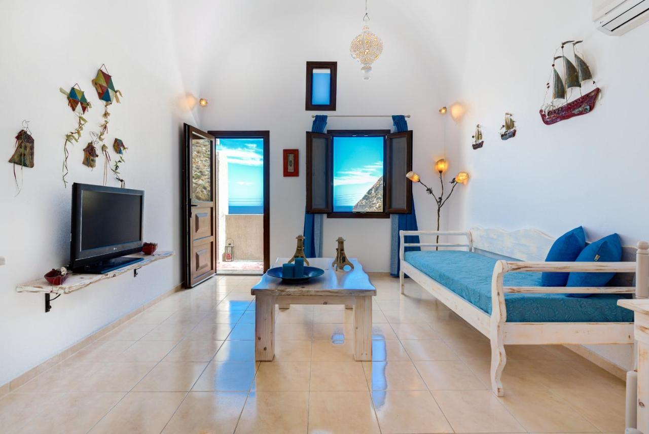 Moschatos Beach House คามารี ภายนอก รูปภาพ
