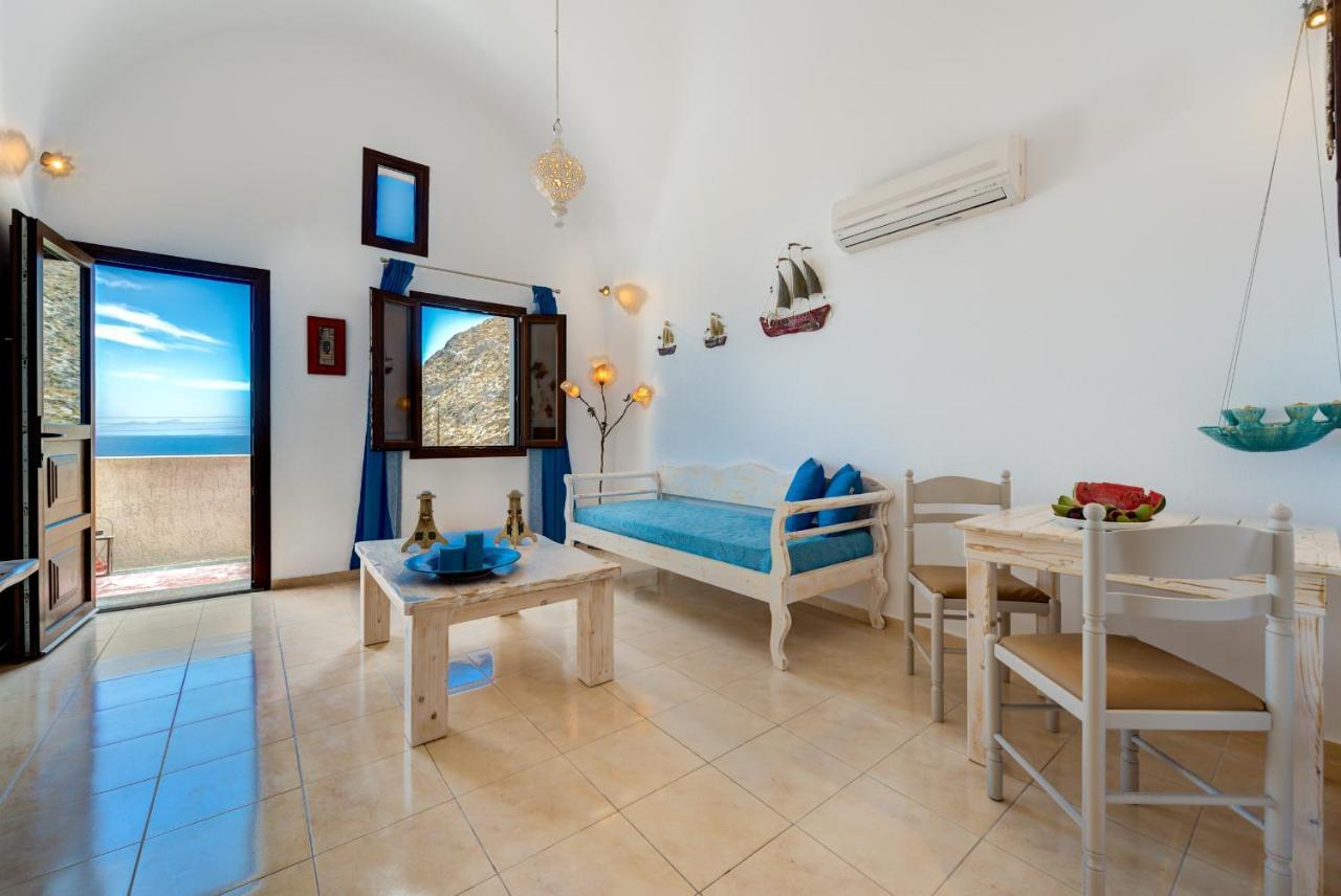Moschatos Beach House คามารี ภายนอก รูปภาพ