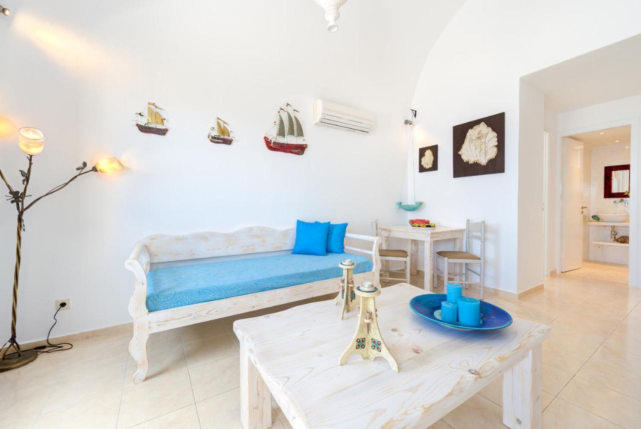 Moschatos Beach House คามารี ภายนอก รูปภาพ